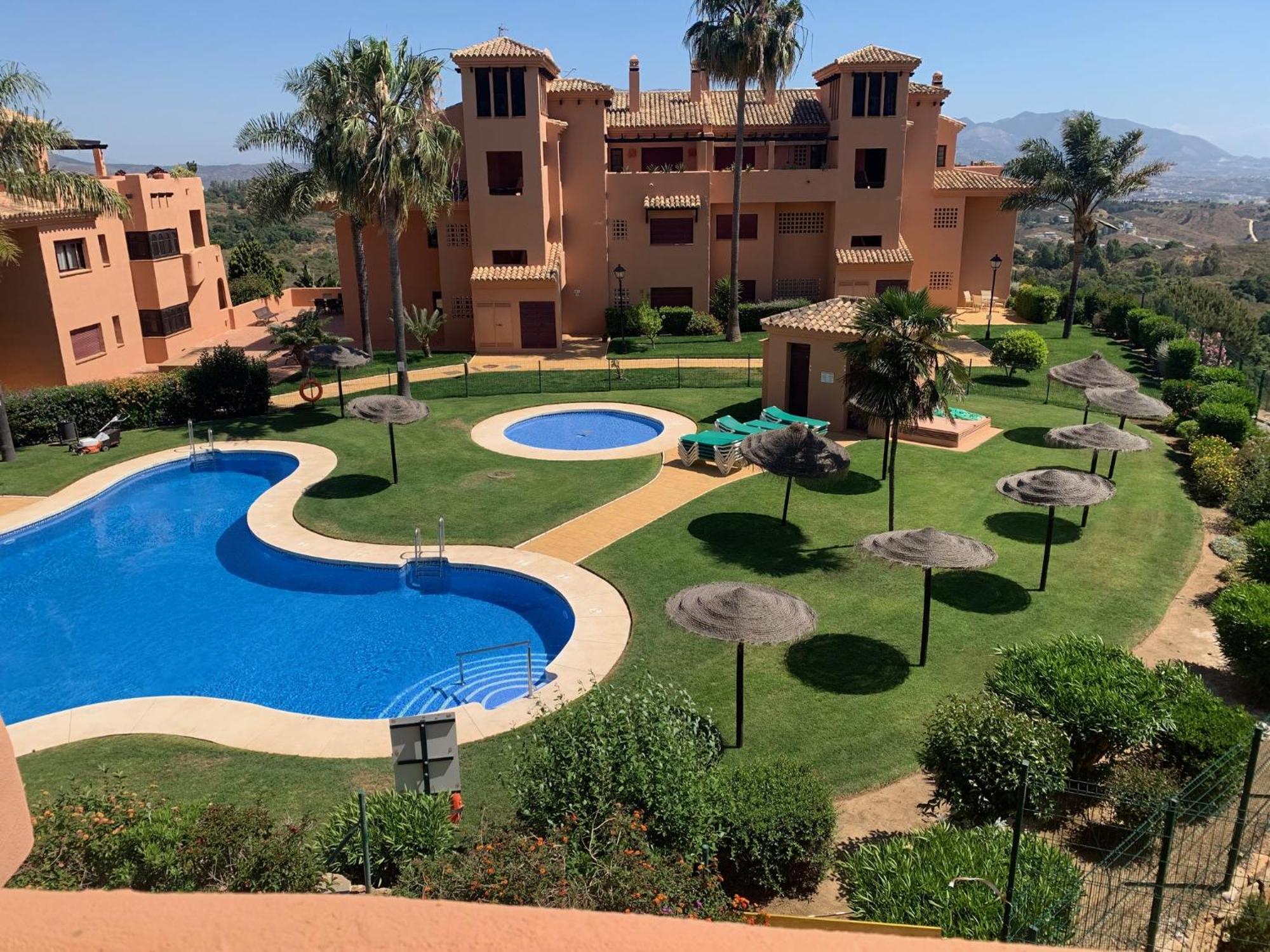 Apartment El Soto De Marbella Free Golf-tennis-padel-gym Gf 2 Bed 2 Bath P2b-p14 *